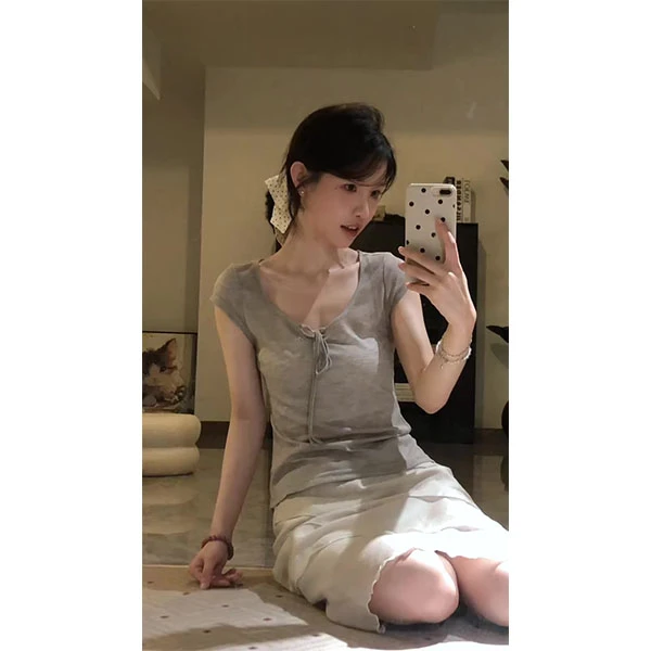 新款夏季法式圆领正肩短袖T恤女u领打底衫修身显瘦上衣半身裙套装