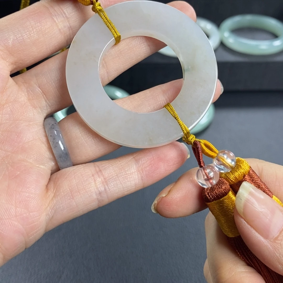 畅***畅翡翠未镶嵌颈饰天然翡翠