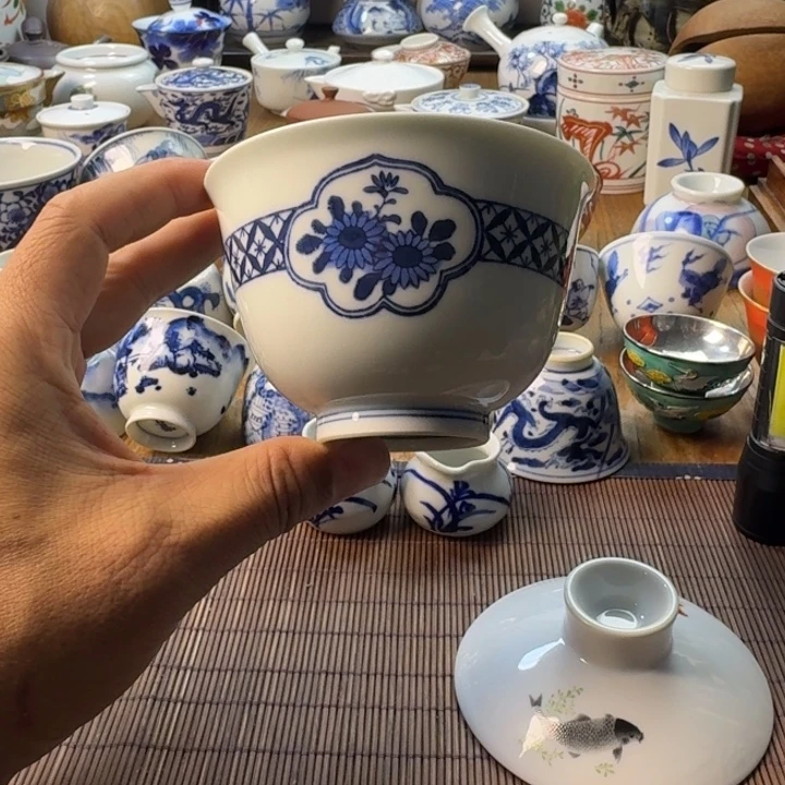 青花瓷器杯子茶具