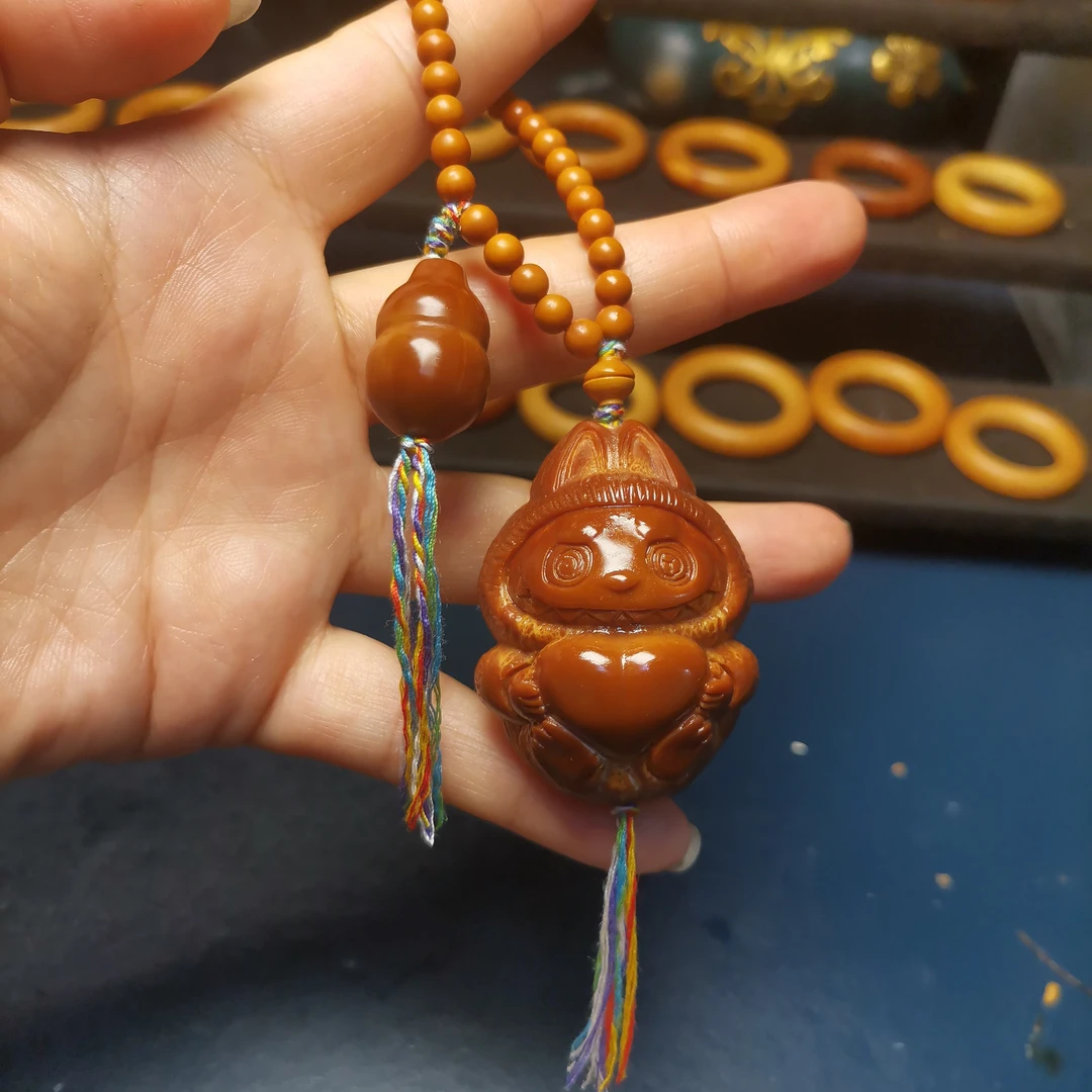 橄榄核雕刻拉布布手把件大尺寸特色葫芦款跑环款