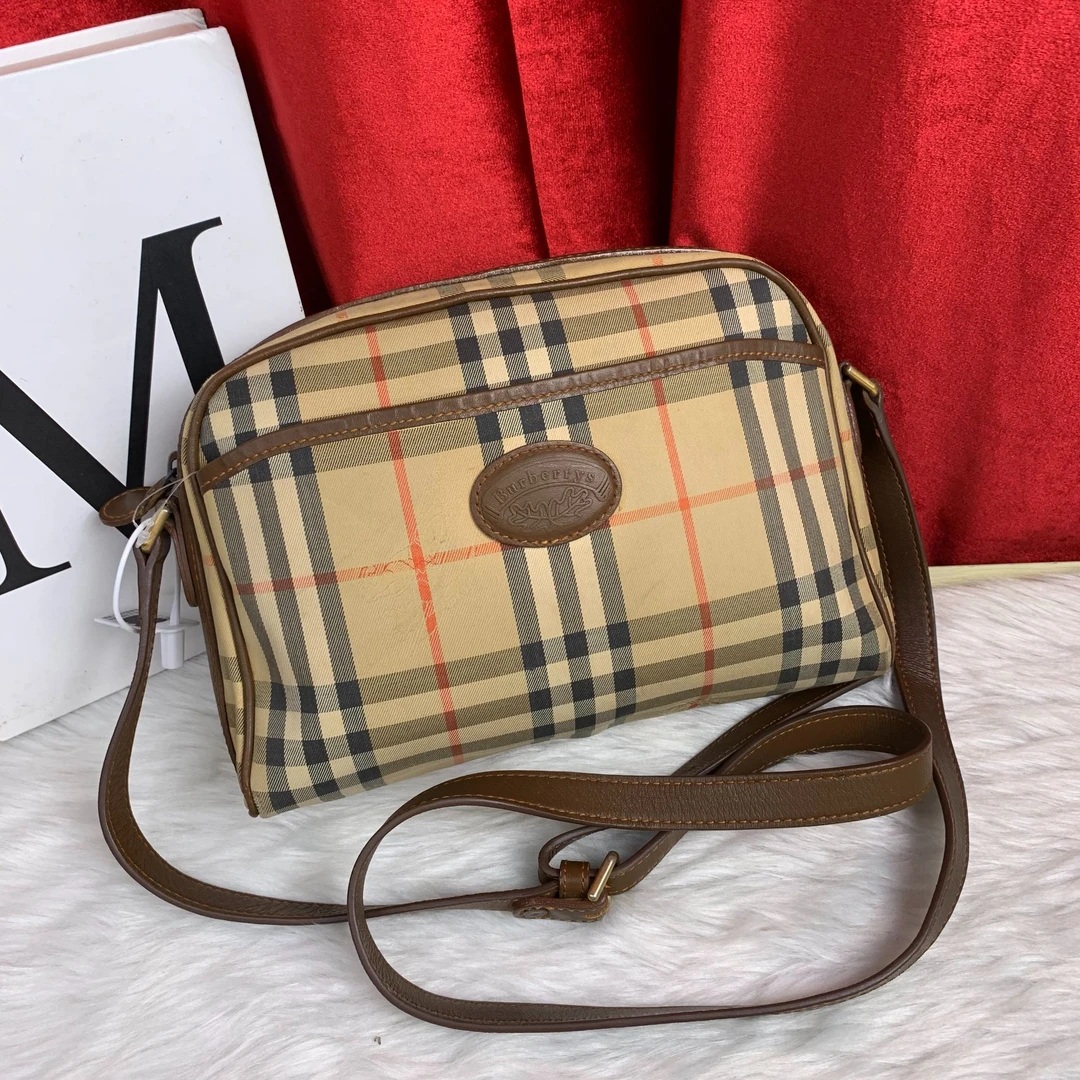 95新 BURBERRY/博柏利 格纹相机包/EE09403013/3013