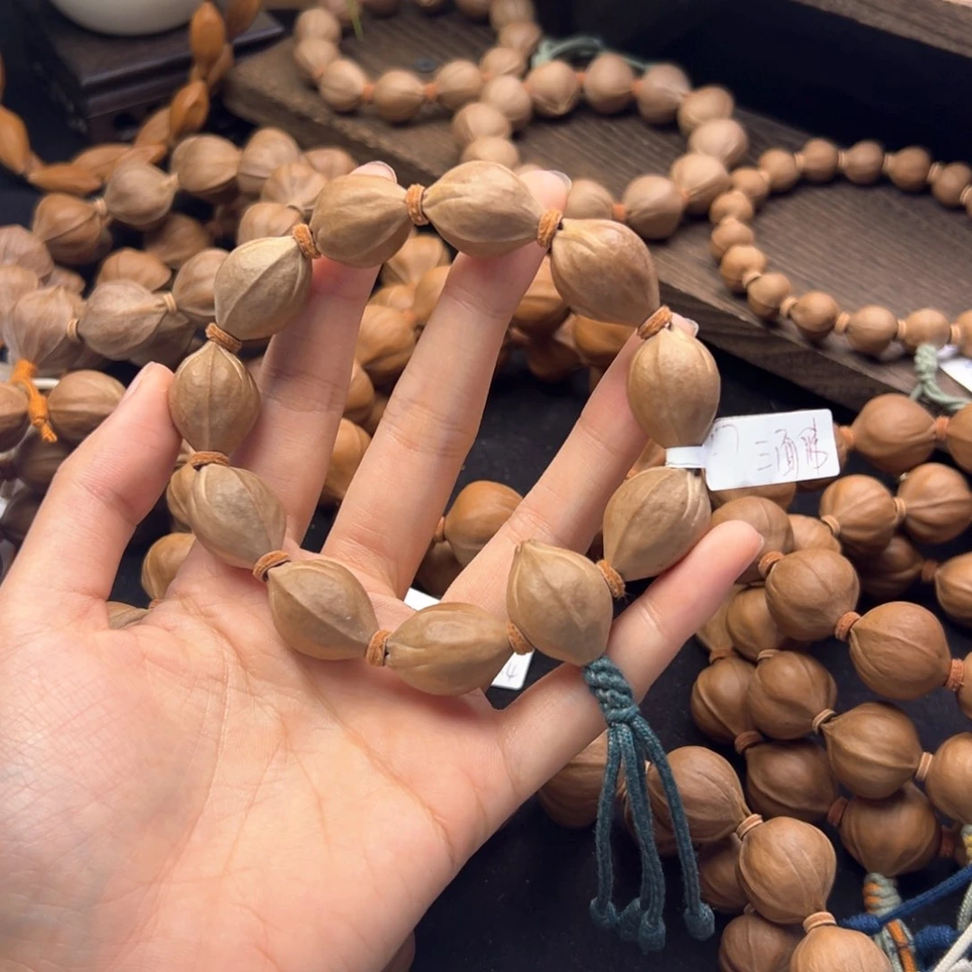 手串橄榄核梅林三面佛17