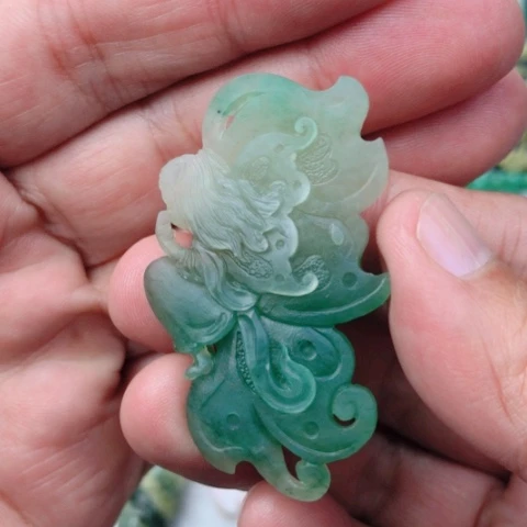 未镶嵌独山玉吊坠(不含链)