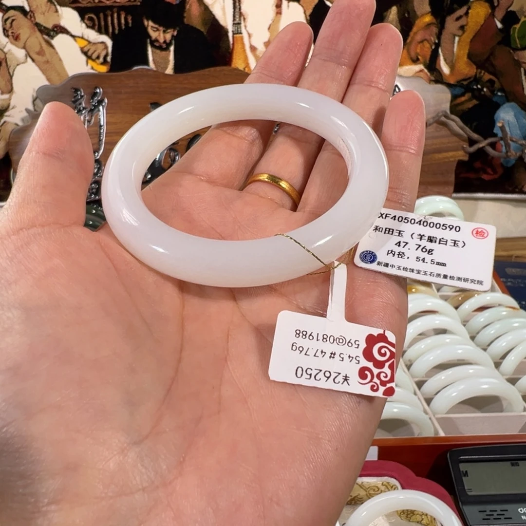和田玉（白玉）未镶嵌手镯