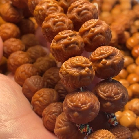 手串猴头核桃依*舞台