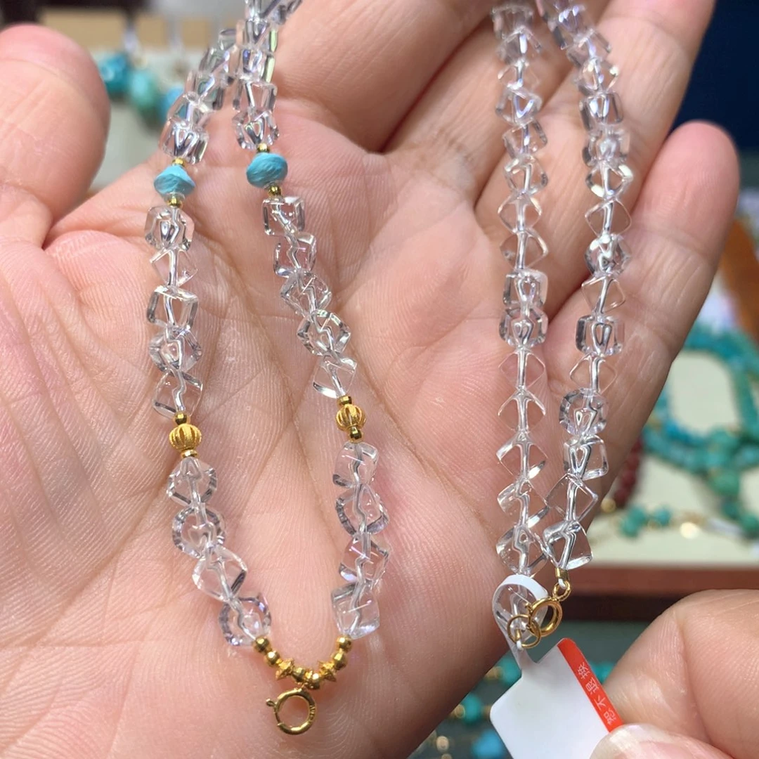 18K金镶嵌项链水晶
