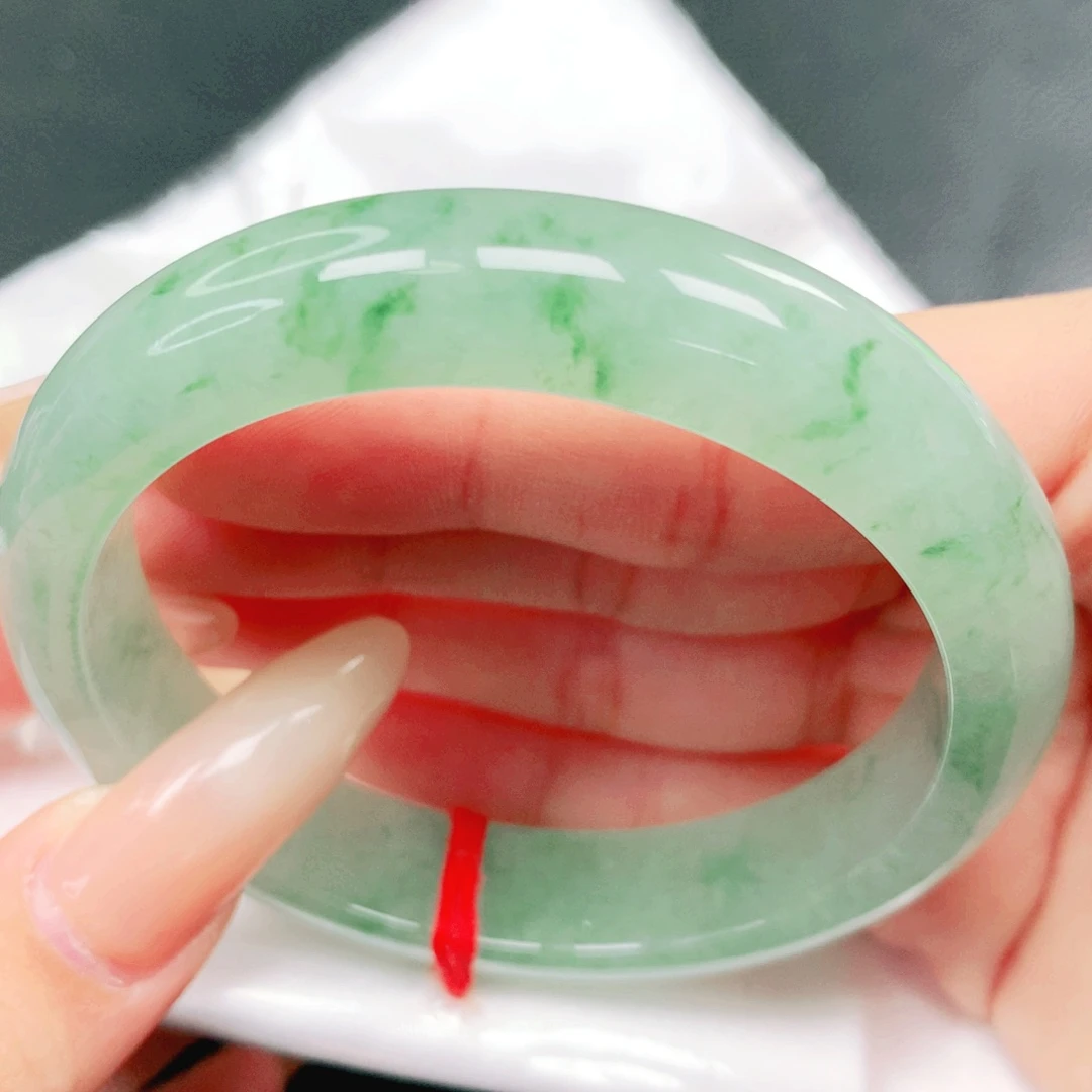 翡翠未镶嵌手镯57