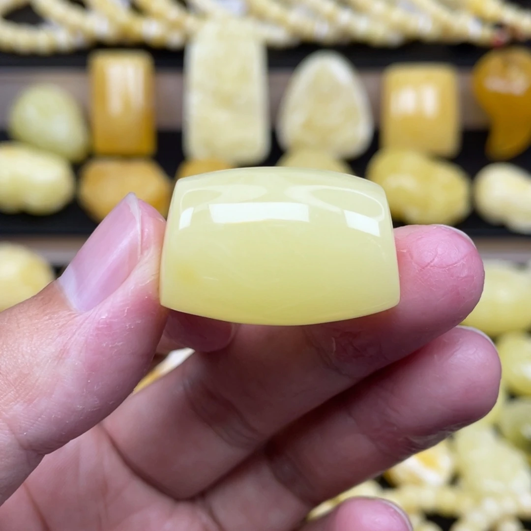 琥珀未镶嵌裸石琥珀蜜蜡