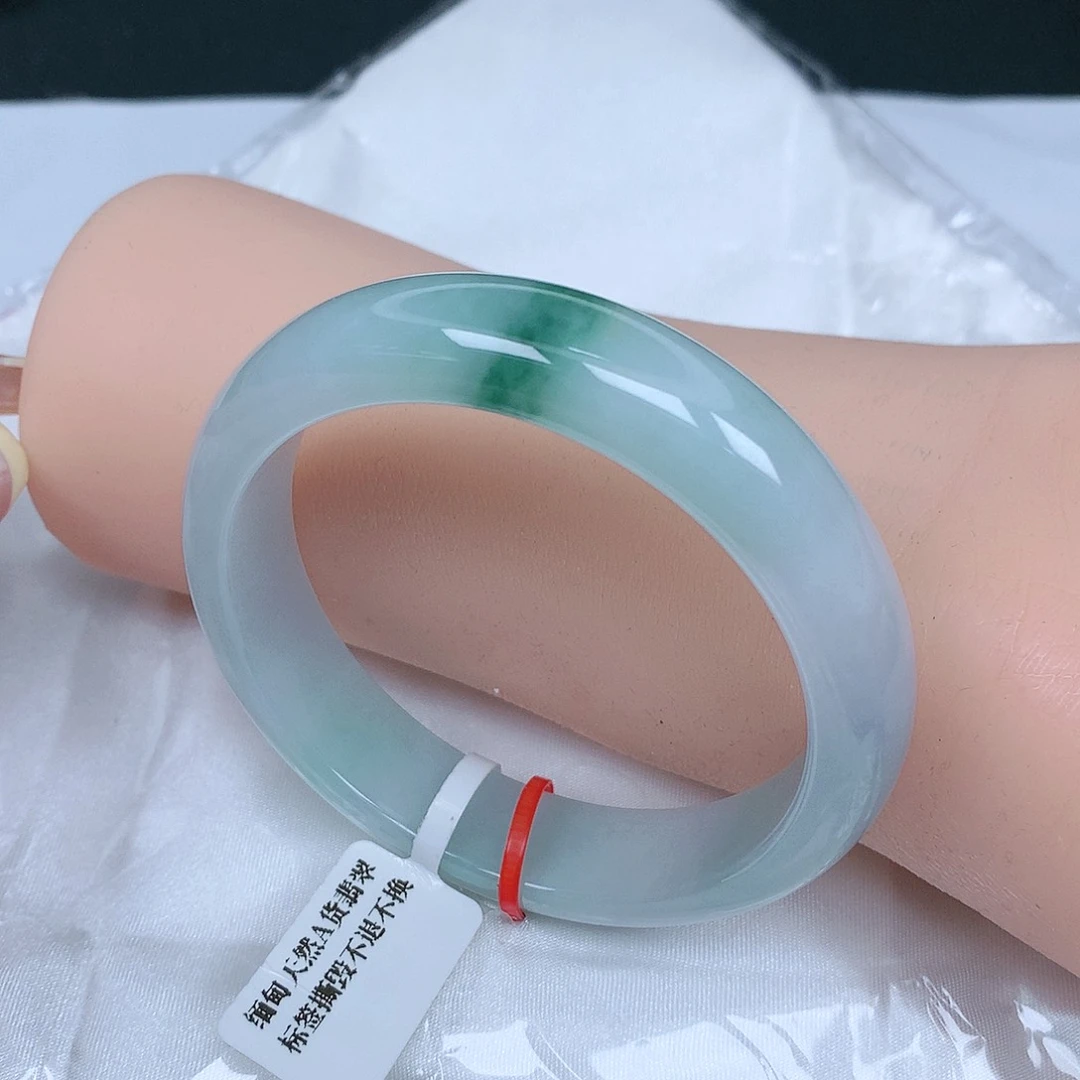 【闪购商品】翡翠手镯未镶嵌，53