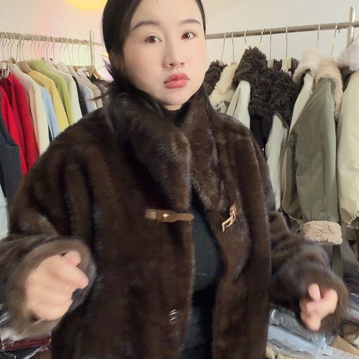 中古色气质款草草显瘦外套