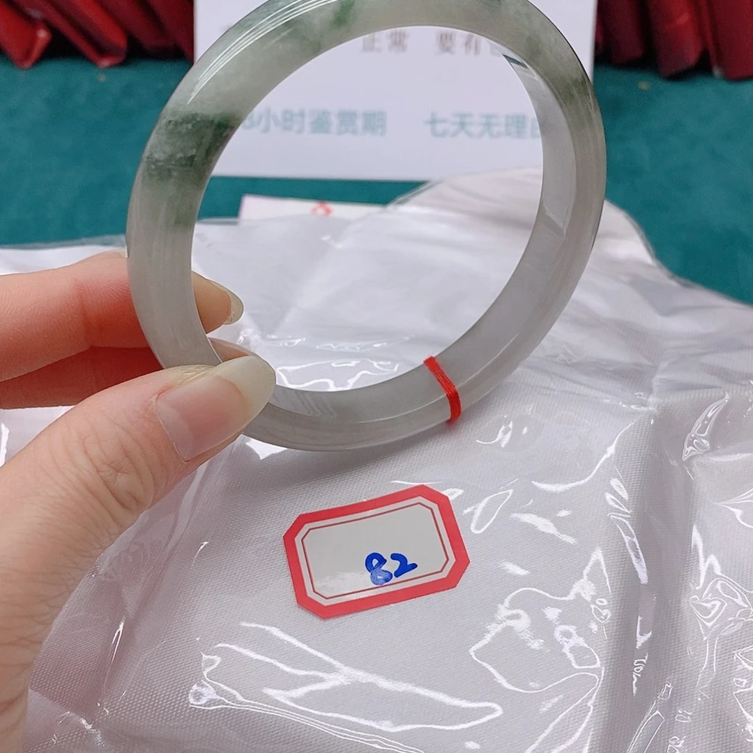 翡翠手镯未镶嵌张*娥822222222