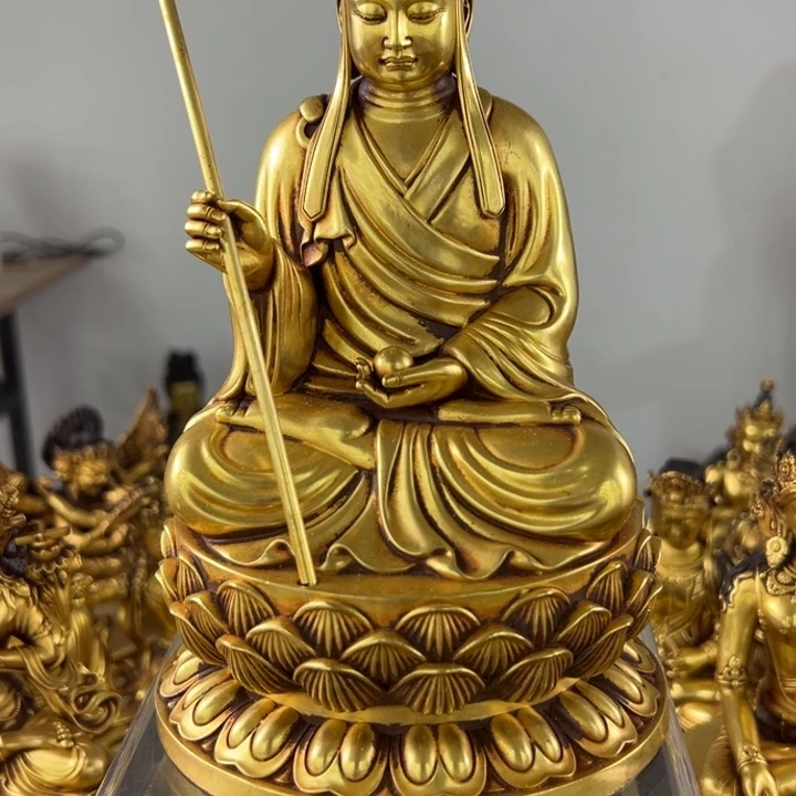 万*飘佛像的造型和造型