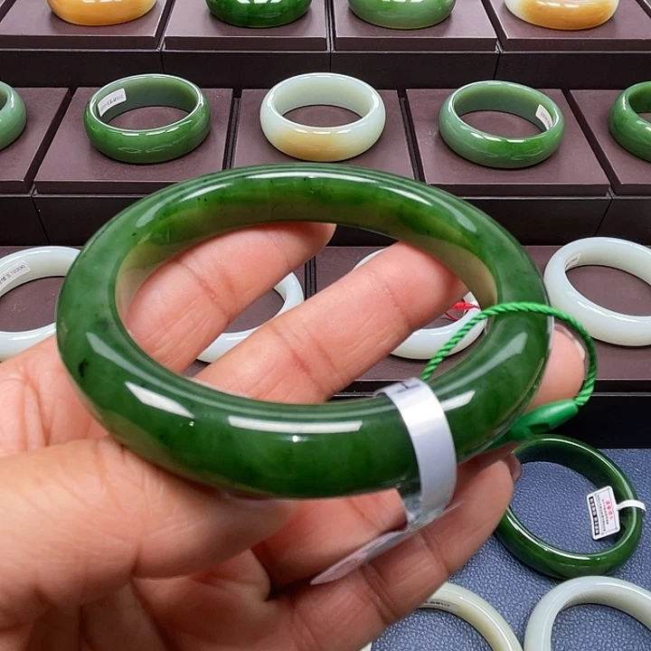 和田玉未镶嵌手镯6061