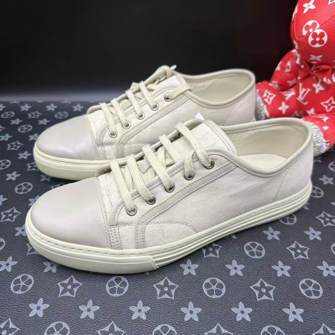 95新 GUCCI/古驰 男士灰白贝壳头休闲板鞋42欧码 ddm2868