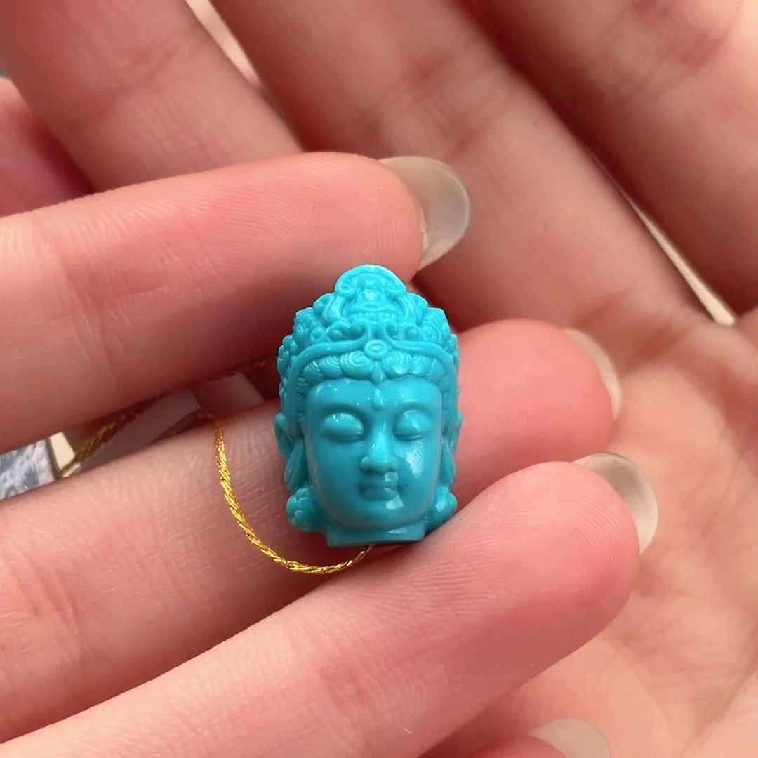 绿松石未镶嵌颈饰