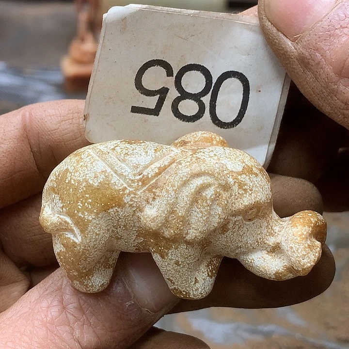 未镶嵌和田玉挂件宁*