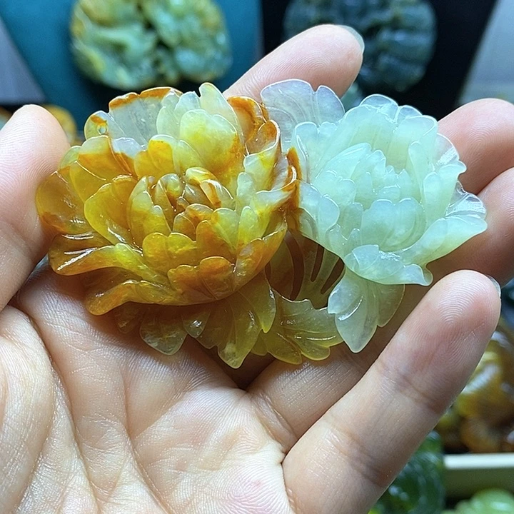 未镶嵌蛇纹石玉挂件
