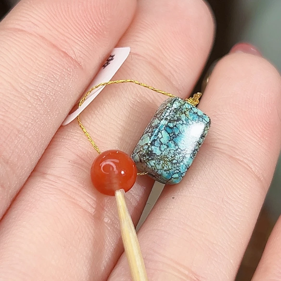 南红玛瑙未镶嵌珠宝奇石