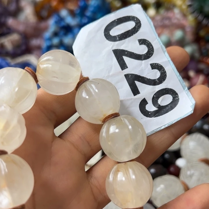 小***如玛瑙/玉髓颈饰未镶嵌