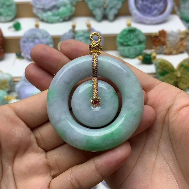 颈饰未镶嵌翡翠翡翠