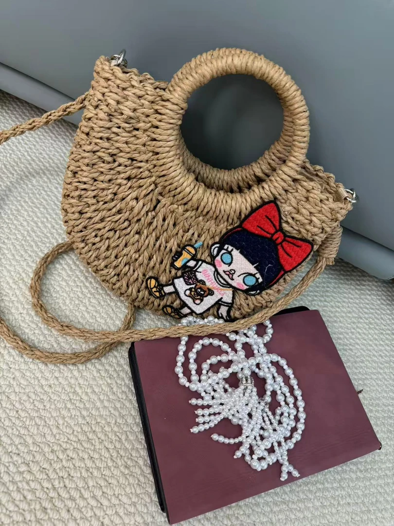 手提草编包百搭半圆编织女包藤编包女海边拍照沙滩包