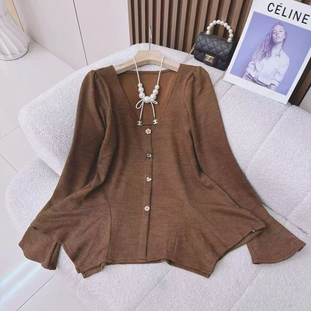 大码设计感荷叶边长袖T恤女秋冬胖mm显瘦宽松洋气收腰打底衫上衣