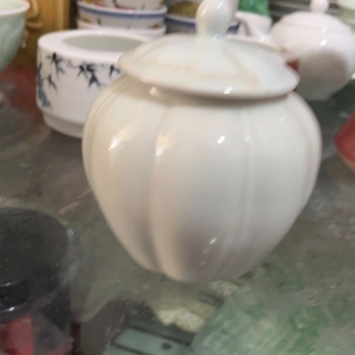 景德镇精美陶瓷摆件