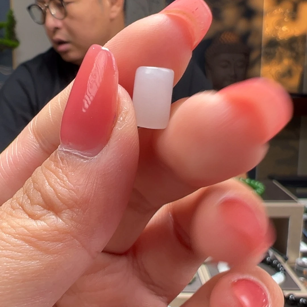 颈饰未镶嵌和田玉白玉线束对孔10