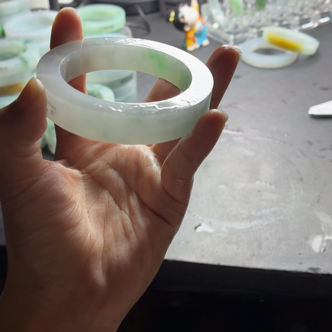 圆***Z定制翡翠未镶嵌缅A翡翠多样性发一