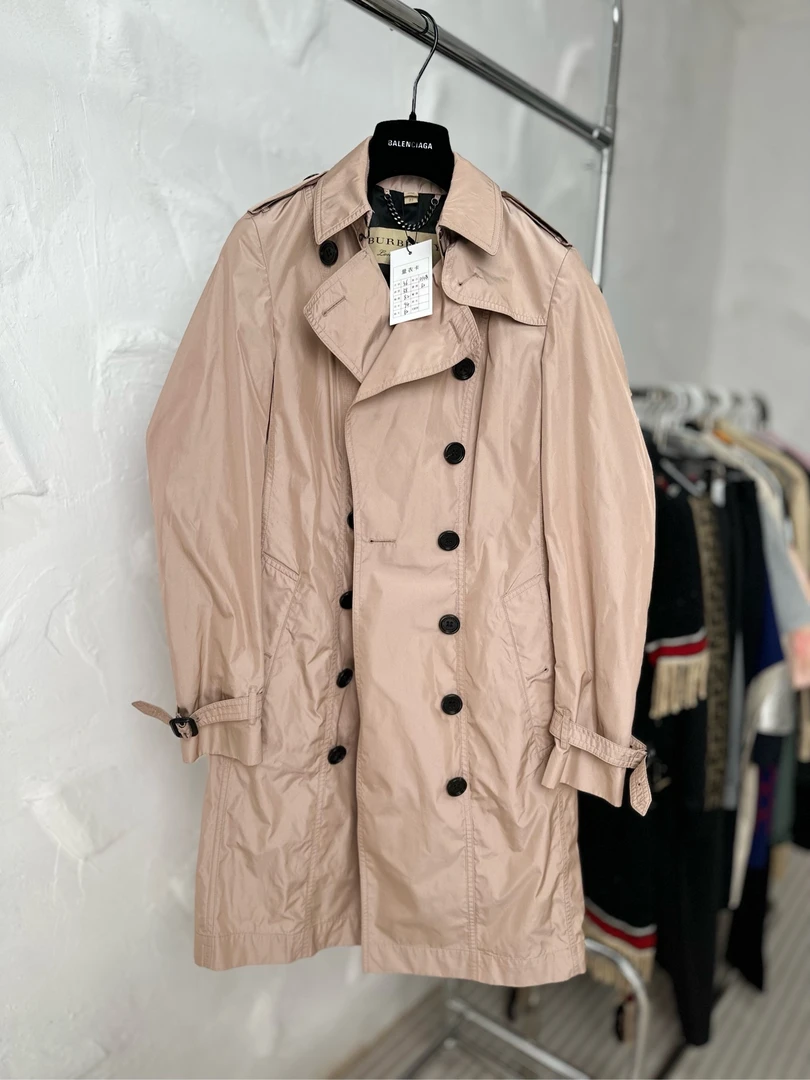 95新 BURBERRY/博柏利 yg012  双排扣风衣 女款 36码