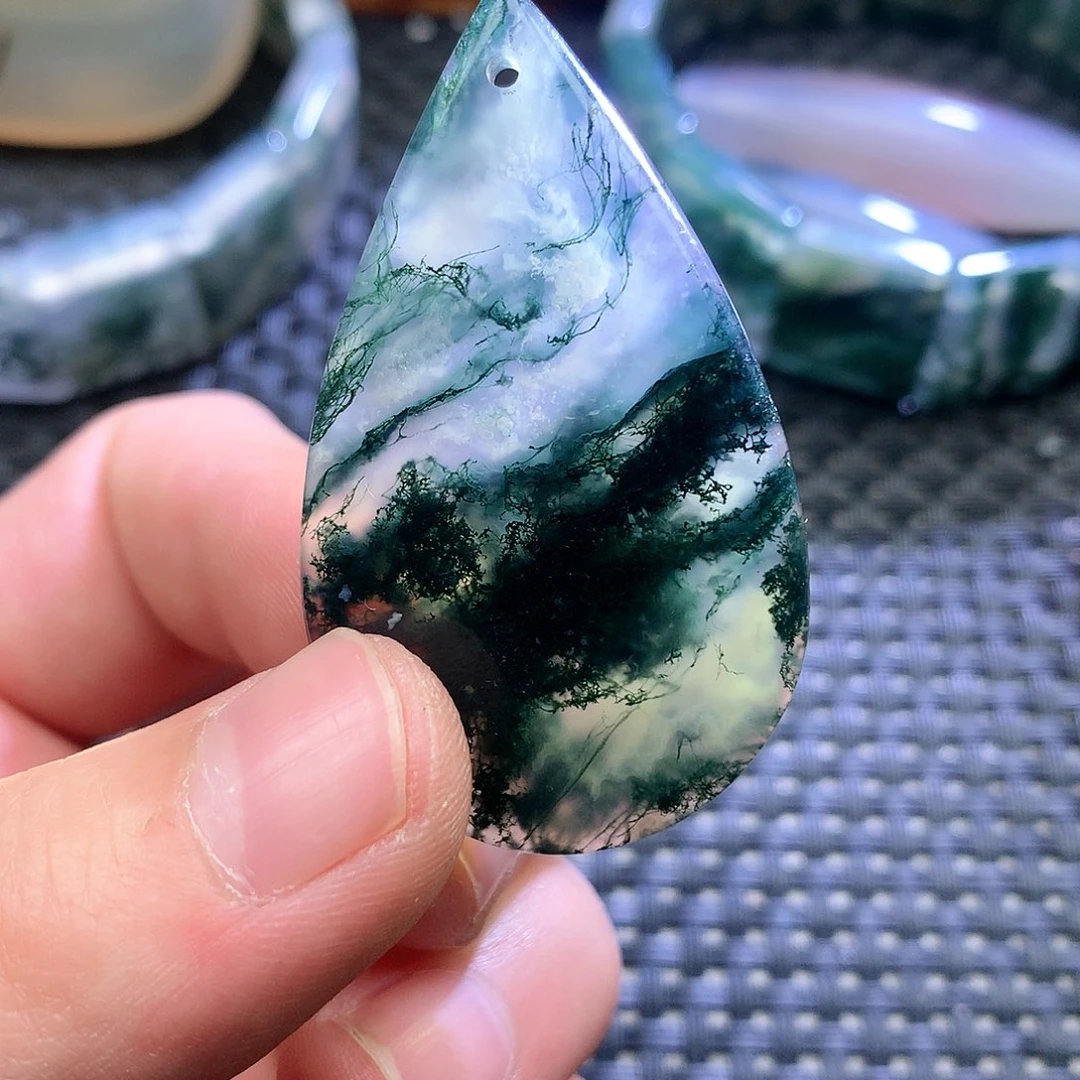 玛瑙/玉髓颈饰未镶嵌锦****?