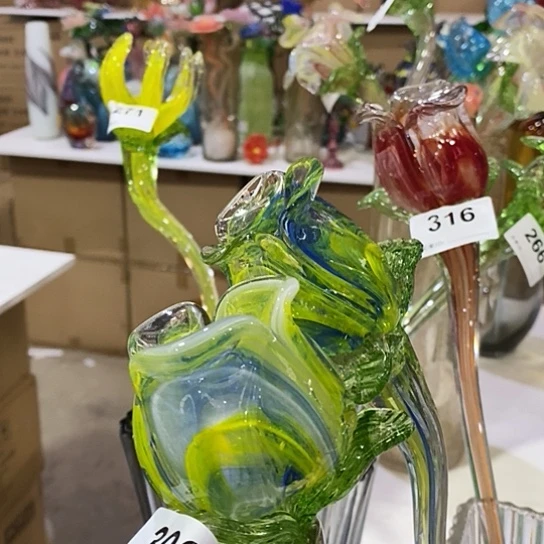 琉璃花瓶高50厘米宽6厘米