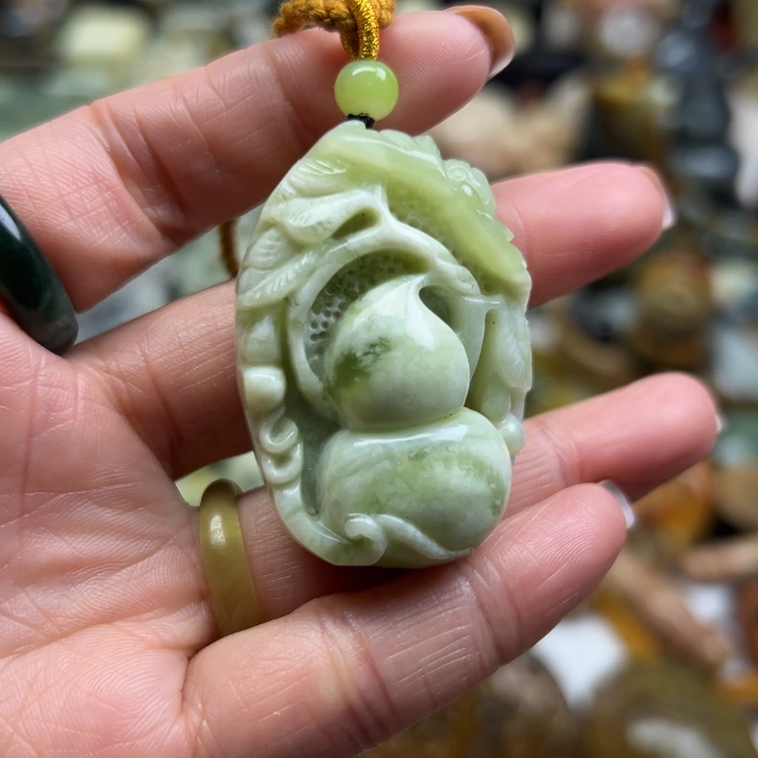 岫玉未镶嵌颈饰岫玉青提葫芦