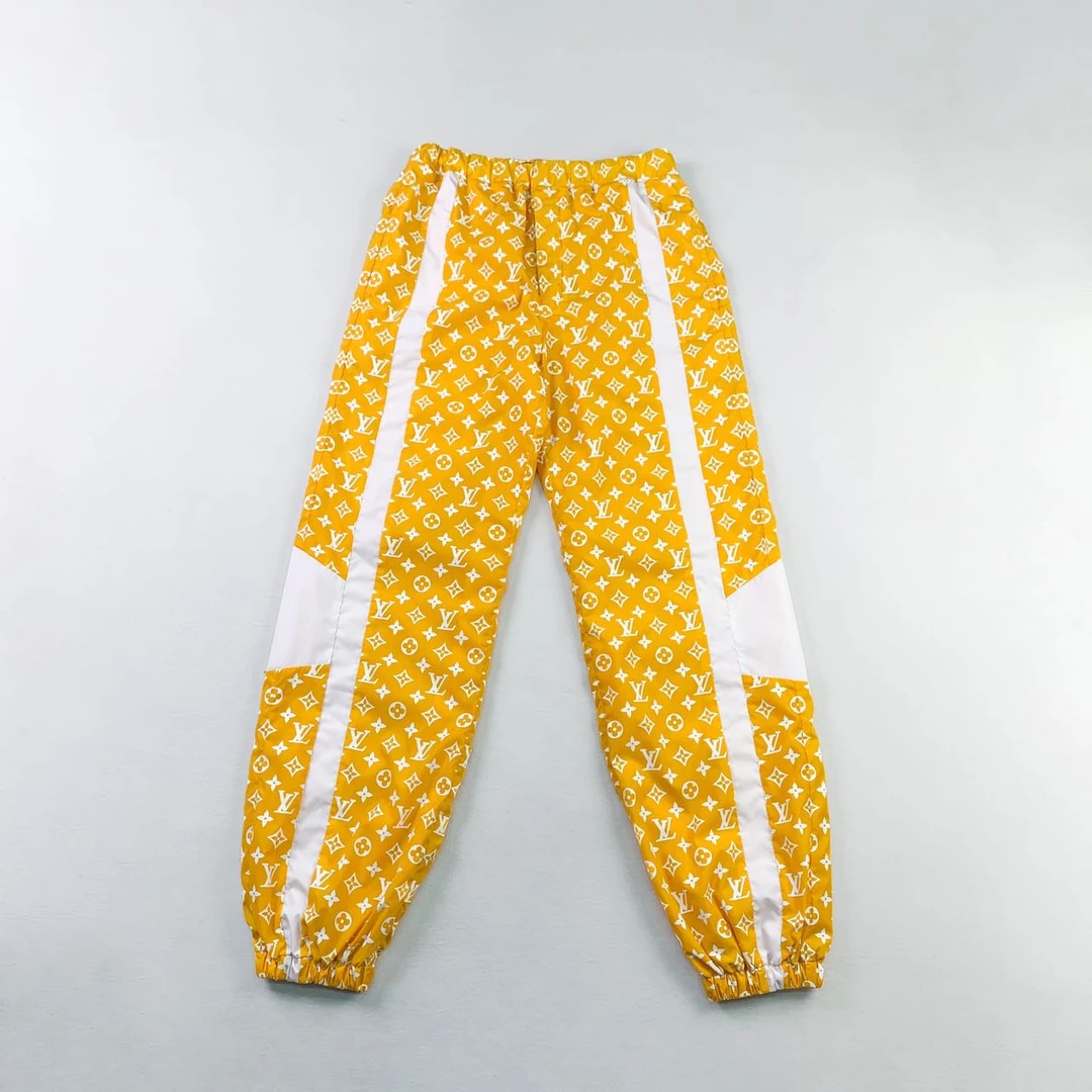 未使用 LouisVuitton/路易威登 满印logo束脚长裤44码编码xb3781