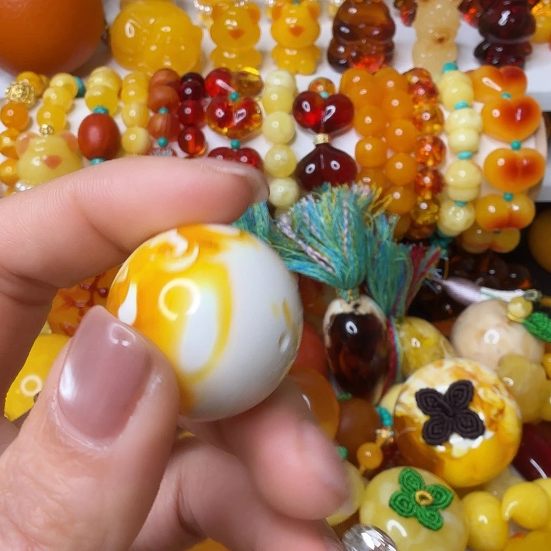 会****非金属做锁骨链，松松为主，贝珠和其他佩珠