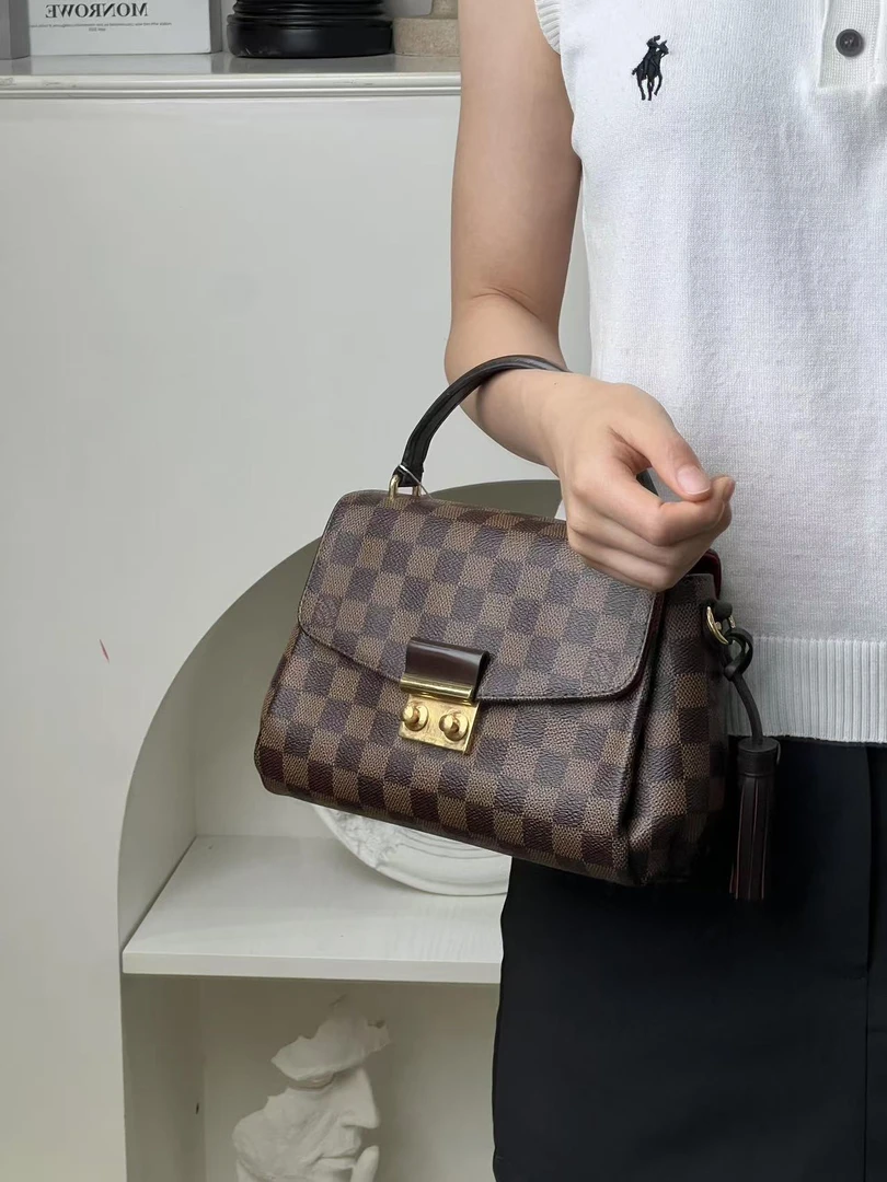 99新 LouisVuitton/路易威登 lv流苏邮差棋盘格/优品