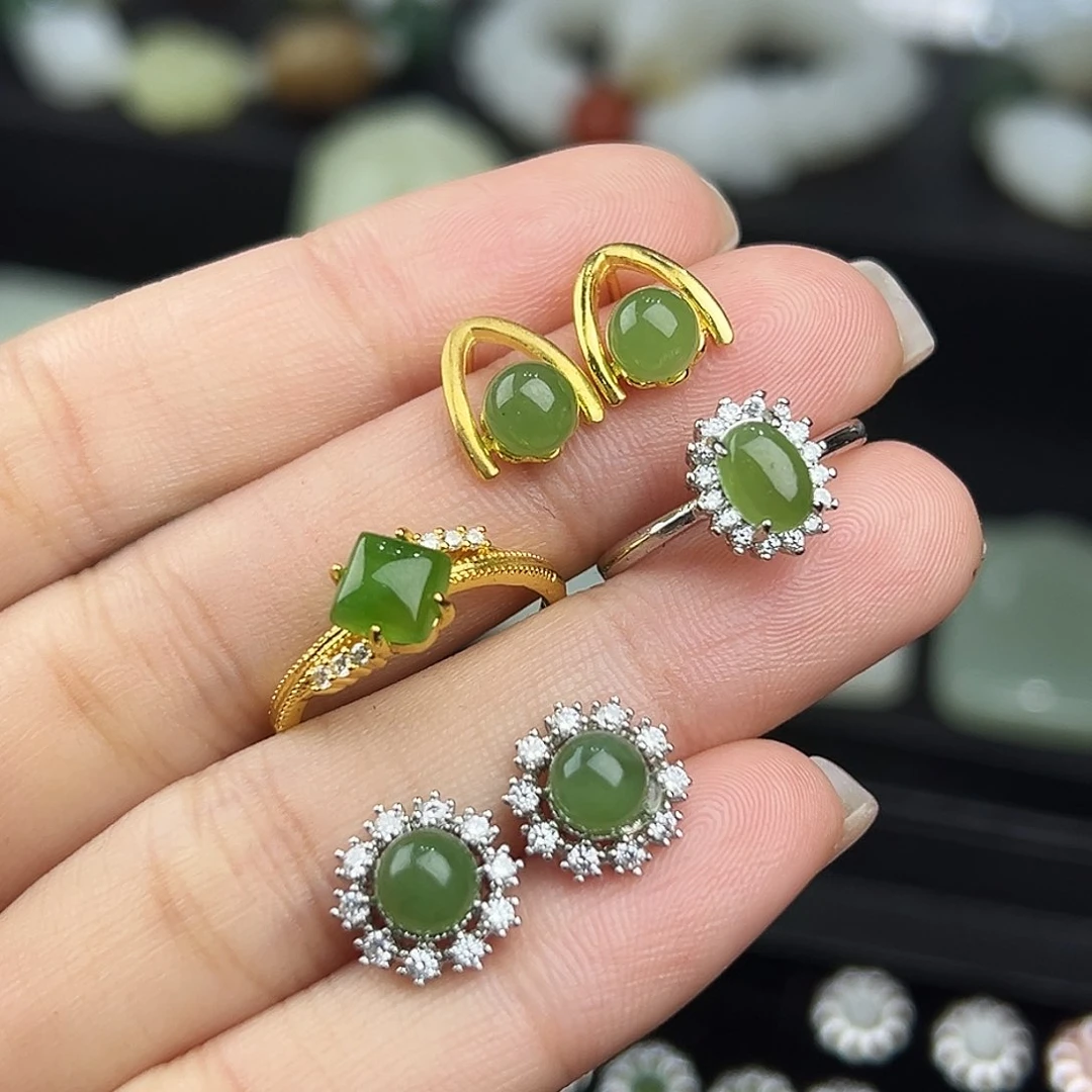 未镶嵌戒指和田玉（碧玉）