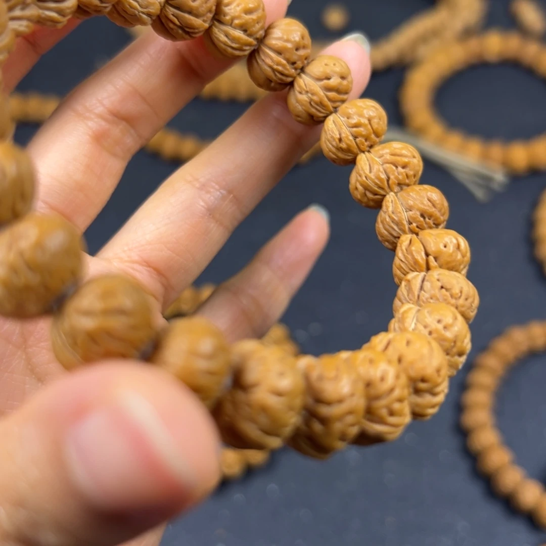 西***两桃木桃核手串135135135