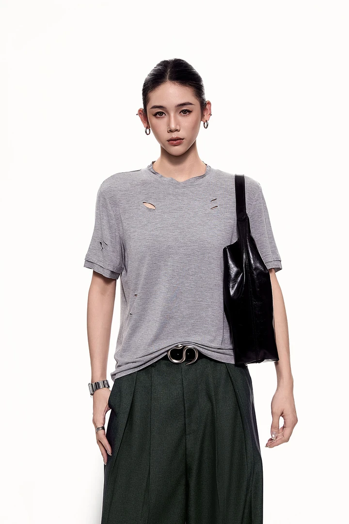 杨九七 破洞设计感短袖纯色T恤女夏季复古宽松显瘦上衣 7854