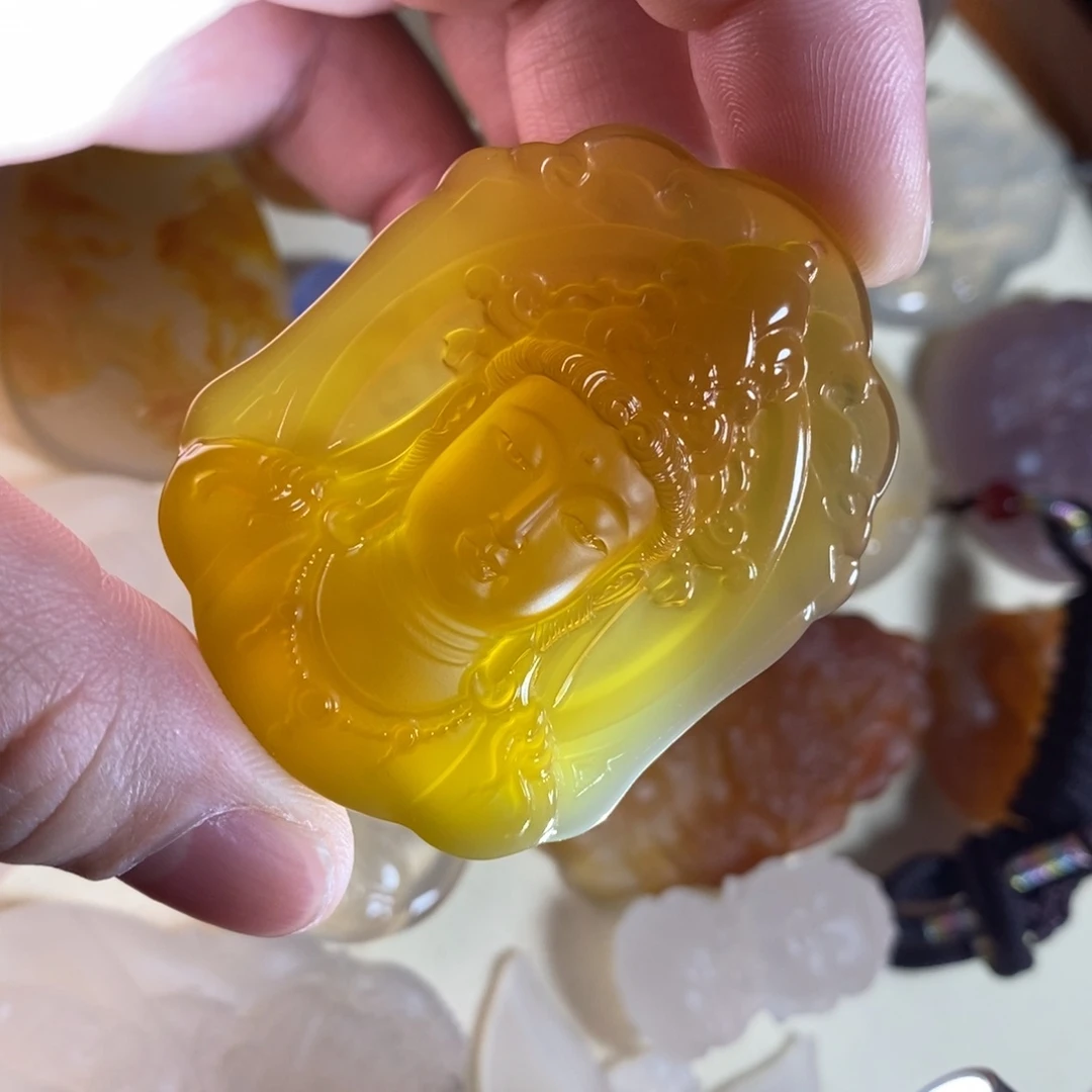 玛瑙/玉髓未镶嵌颈饰玛瑙渡母观音