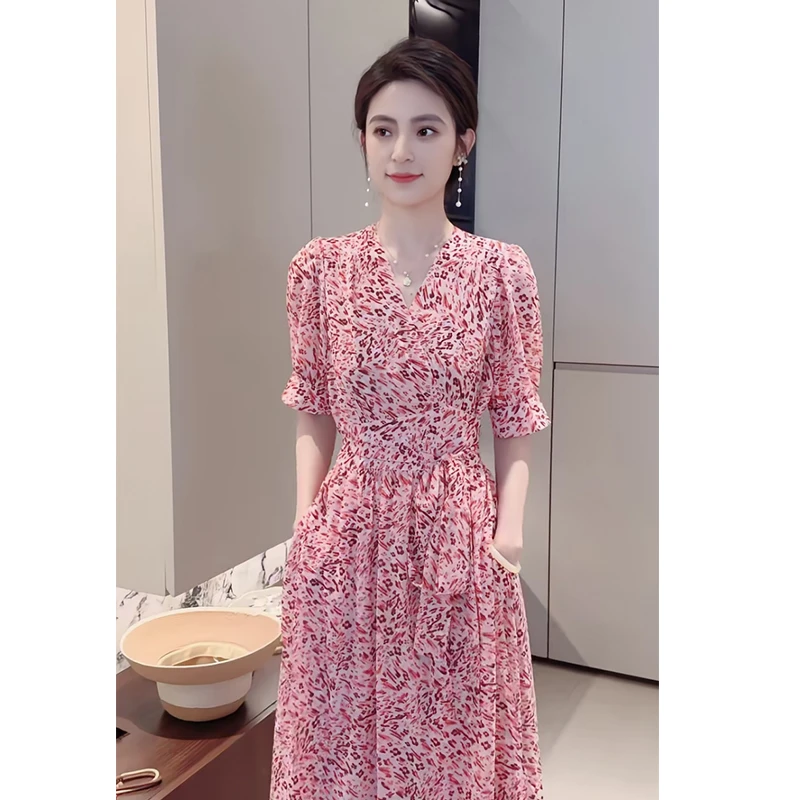 反季清仓~2025年夏季新品红色碎花V领连衣裙收腰显瘦长裙