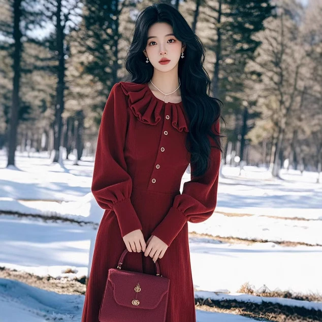 酒红色气质法式显瘦小个子长袖收腰复古长款赫本风连衣裙 2025 年