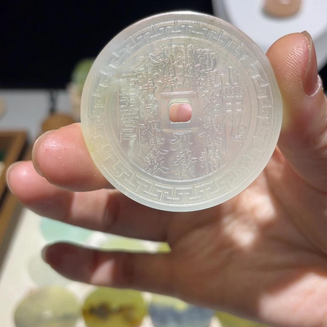 岫玉未镶嵌颈饰颈饰1