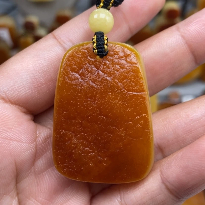 【闪购商品】琥珀颈饰未镶嵌