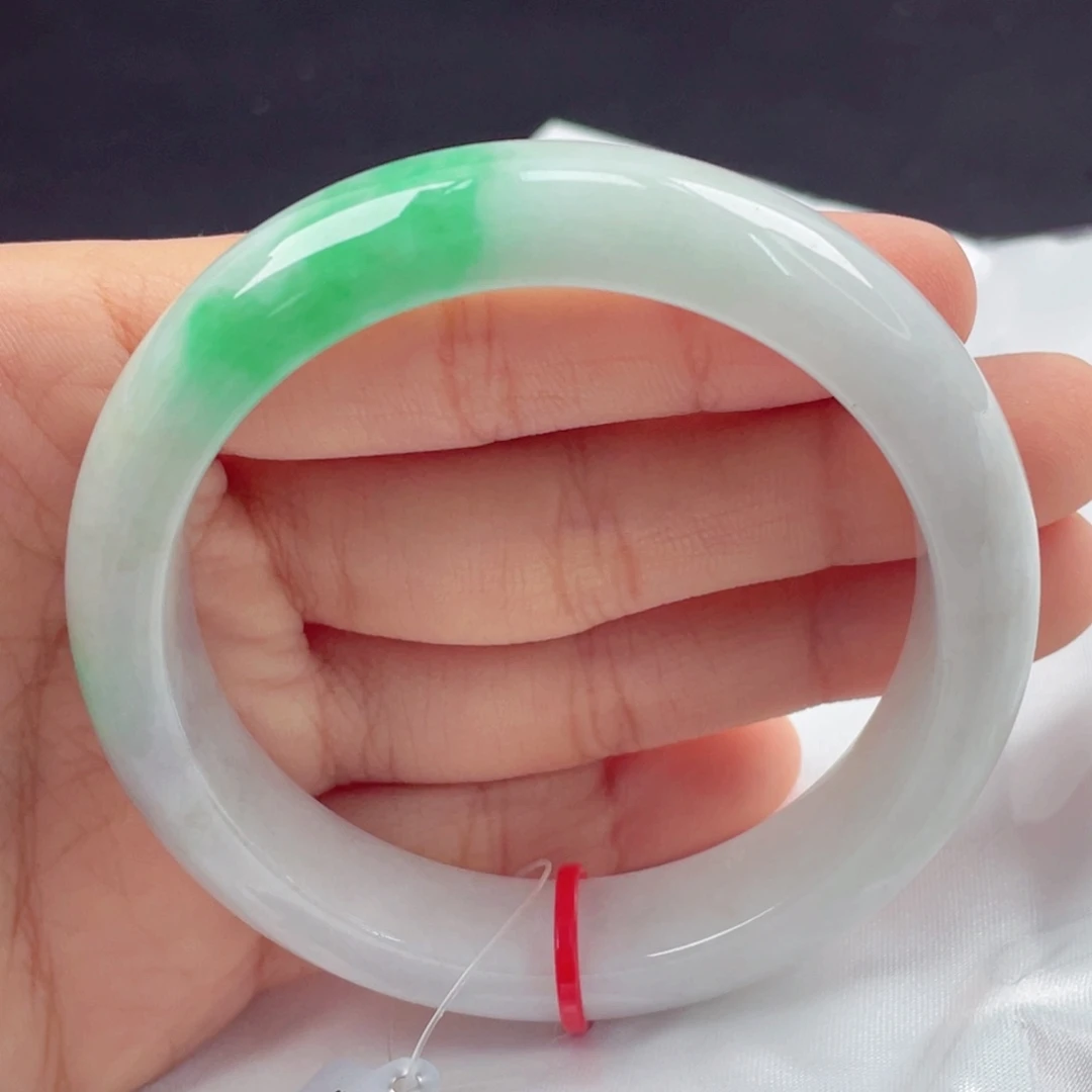 翡翠未镶嵌手镯56正圈