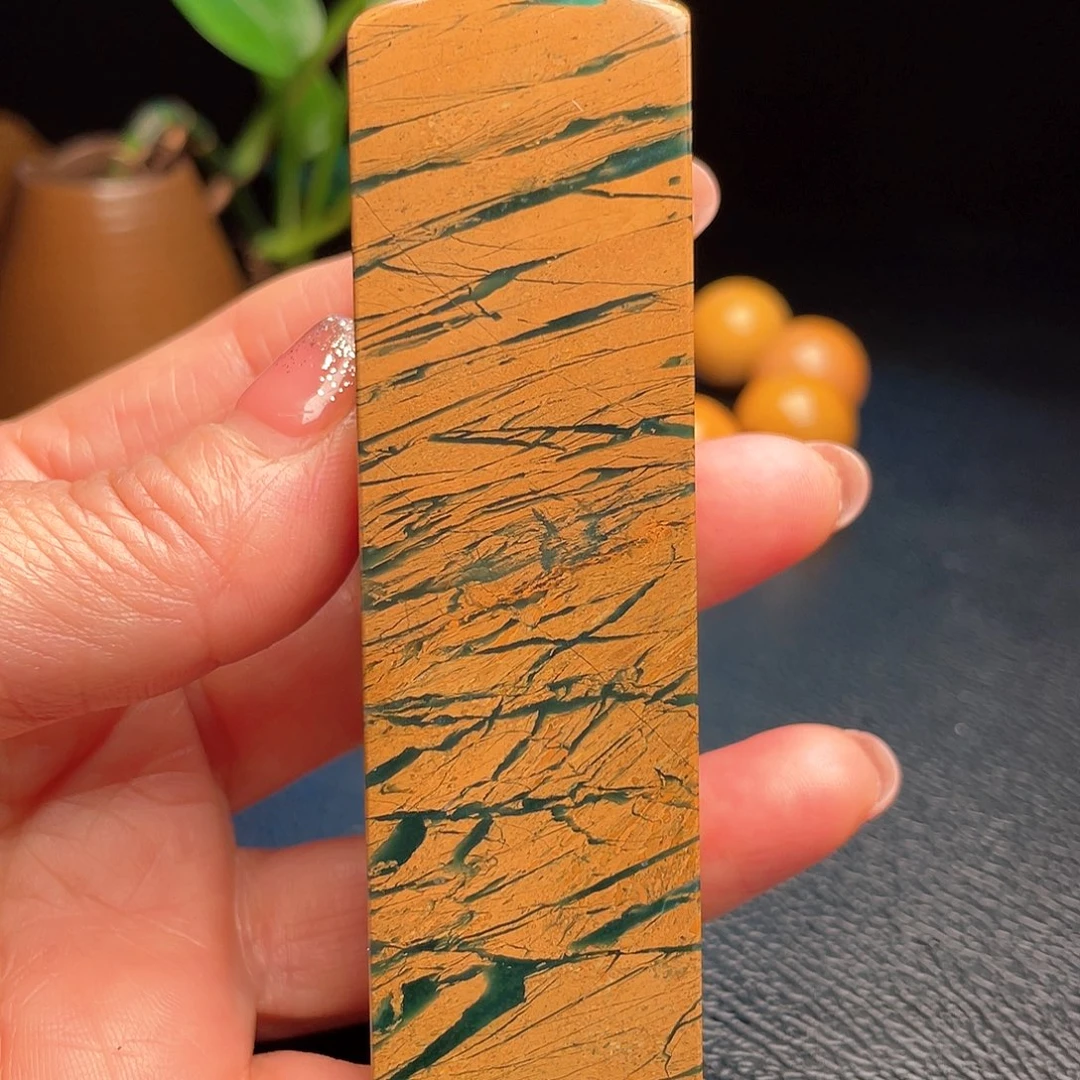 四川石九**飛雅安绿石印章闲章手把件