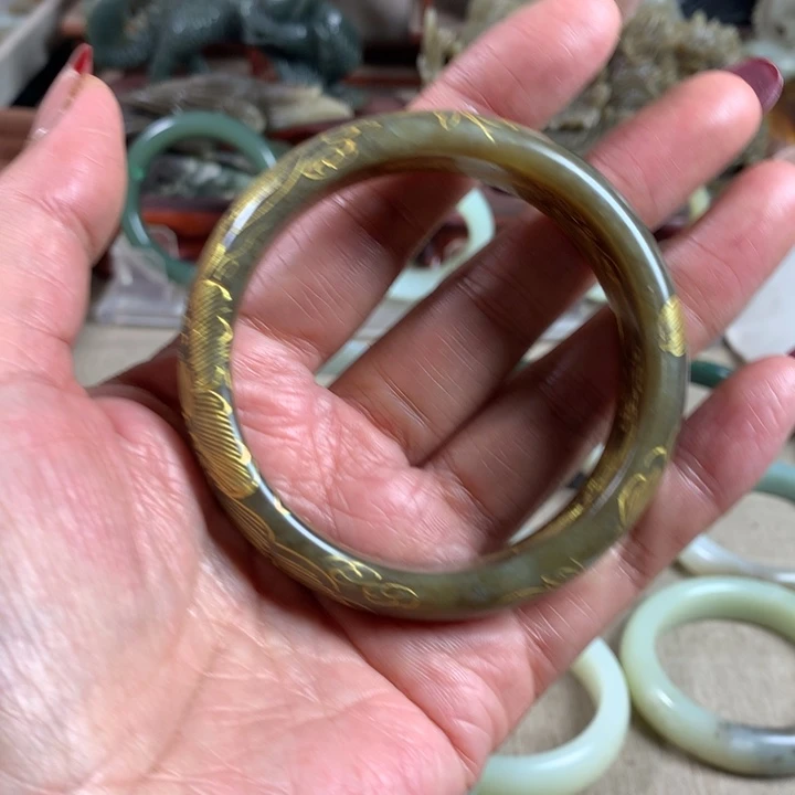 和田玉（糖玉）未镶嵌手镯