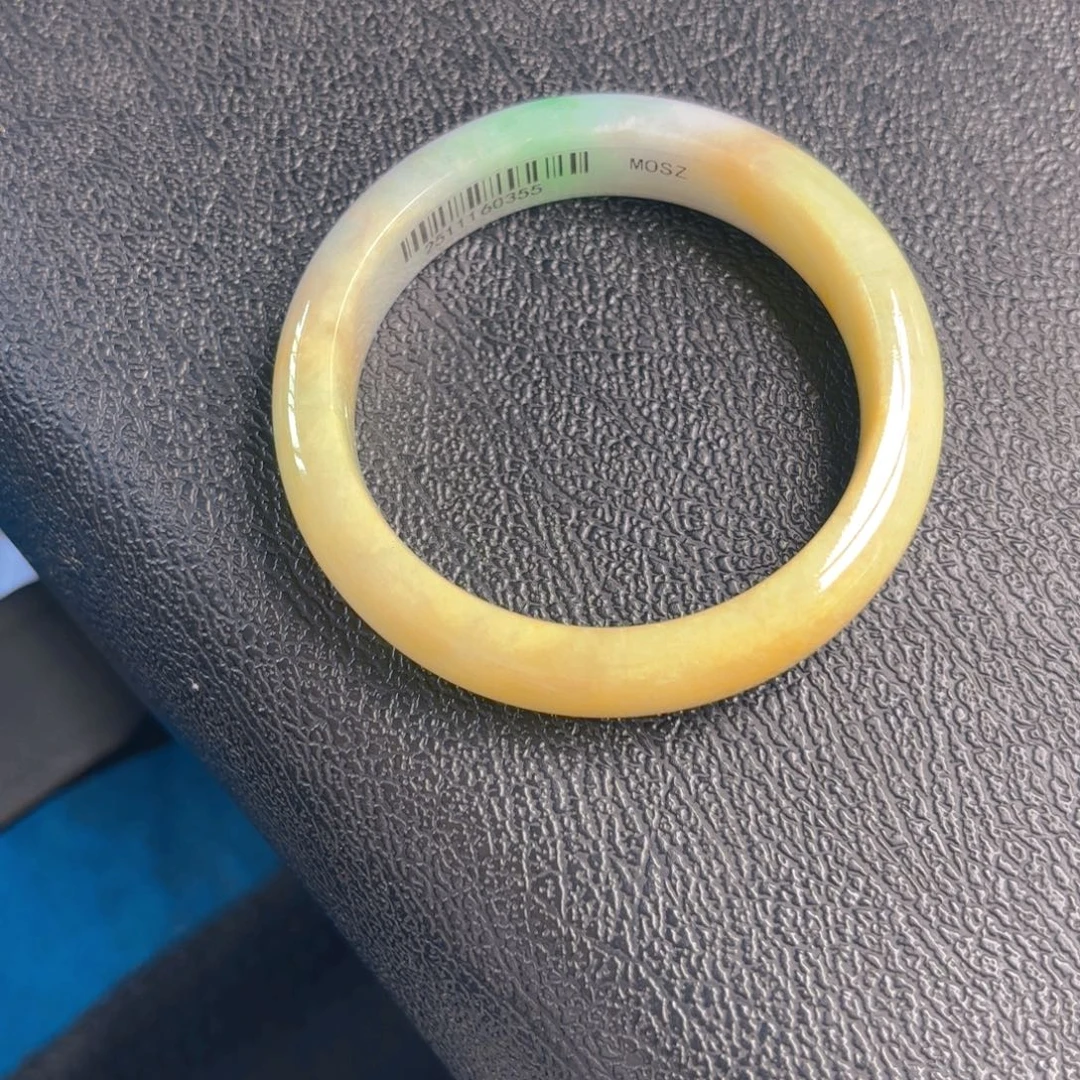 翡翠未镶嵌手镯5758x7. 43