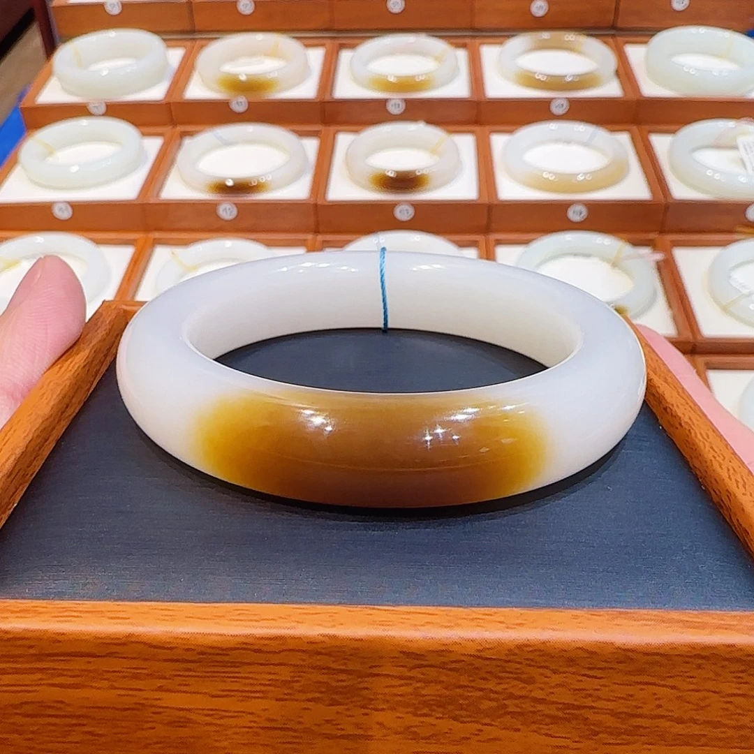 美***天和田玉未镶嵌手镯且末传承级老红糖56 57