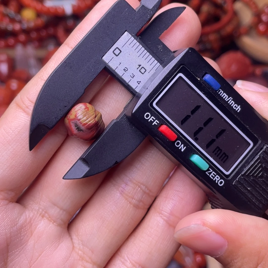 未镶嵌配饰南红玛瑙